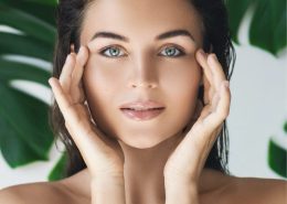 How Decades of Contact Lens Use Alters Eyelid Structure Millions of people rely on contact lenses daily to provide clear, unobstructed vision without the physical presence of heavy spectacles. For the vast majority of users, the morning routine of inserting the lenses and the evening routine of removing them becomes entirely automatic, performed in a matter of seconds. However, this deeply ingrained daily habit carries a hidden, highly specific physical cost. The repetitive mechanical action of gripping, pulling, and stretching the delicate tissues surrounding the eye introduces a level of concentrated friction that the skin was never biologically designed to …